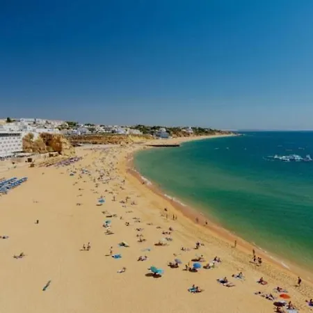 Apartment Estrela Do Mar A 150 M De Le 4 A 6 Personnes